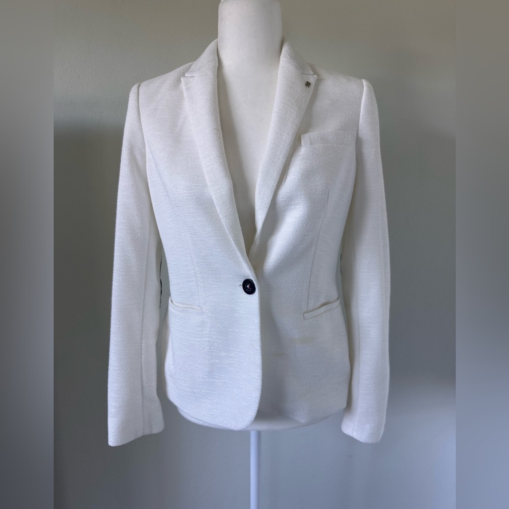 Tommy Hilfiger Small White Jacket with dark elbow patch
